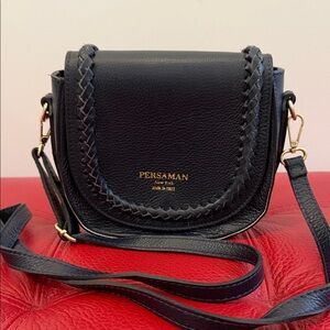 Persaman New York Elegant Navy Blue Saddle Leather Crossbody Bag